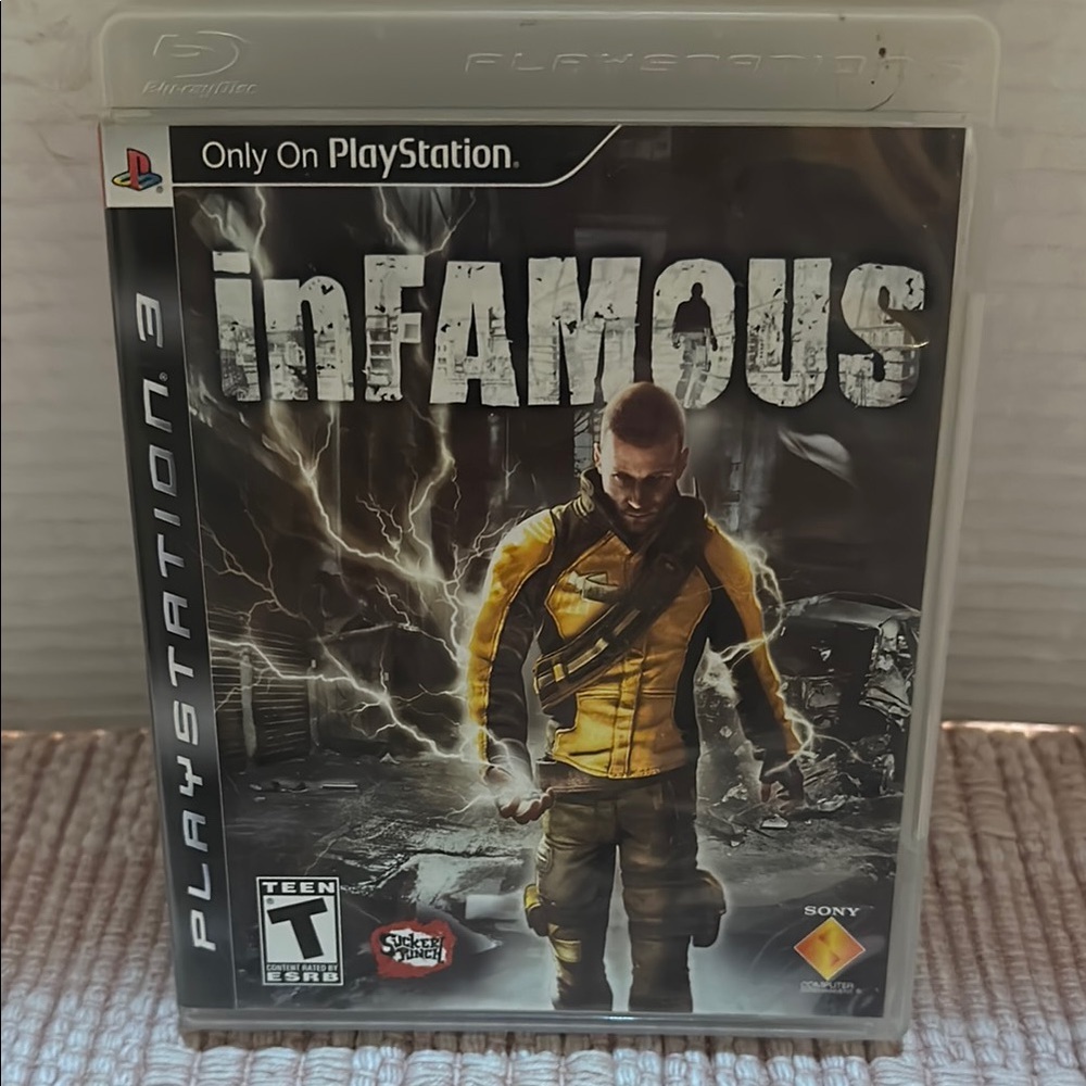 inFAMOUS for Sony 3 - Black and Yellow